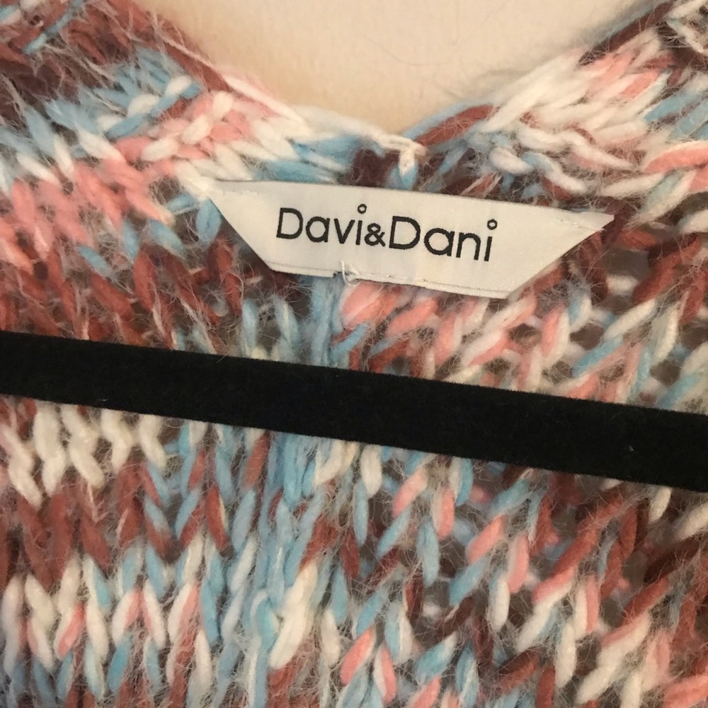 Oversized Sweater - Picture 2 of 3